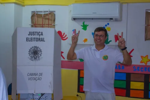 
				
					Vitor Hugo é eleito prefeito de Cabedelo com 73% dos votos
				
				