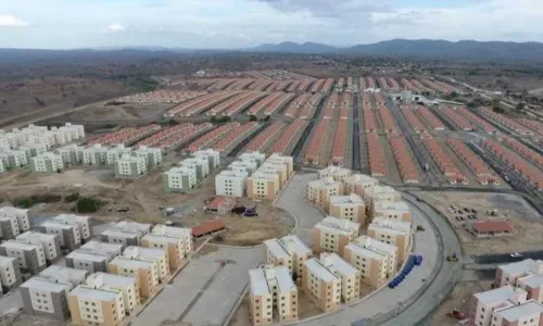 
                                        
                                            Futuros moradores do Aluízio Campos começam a vistoriar imóveis nesta terça
                                        
                                        