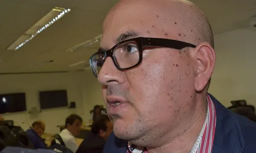 
                                        
                                            Morre Helder Macedo, diretor do Hospital da FAP de Campina Grande
                                        
                                        