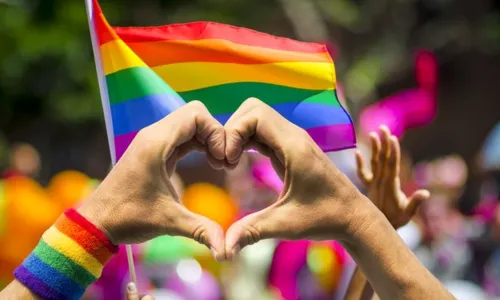 
                                        
                                            Parada LGBT+ de João Pessoa acontece neste domingo na orla
                                        
                                        
