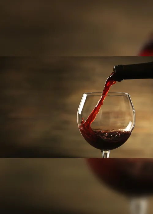 
                                        
                                            Procon encontra variação de quase R$ 65 em preços de vinho, em João Pessoa
                                        
                                        