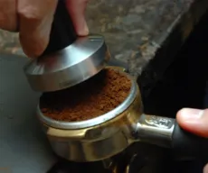 Pesquisadores da UFPB usam borra de café para remover metais de efluentes
