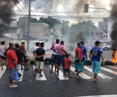 Comerciantes do Mercado Central de João Pessoa fazem protesto contra ação da Sedurb