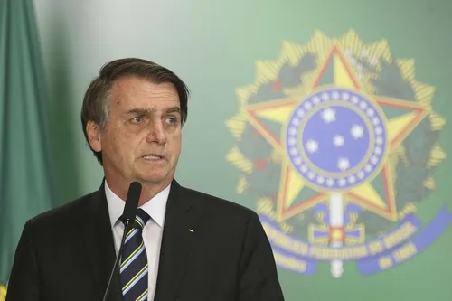 
				
					Bolsonaro quer retirar R$ 46,5 milhões orçados para universidades federais e obras na Paraíba
				
				