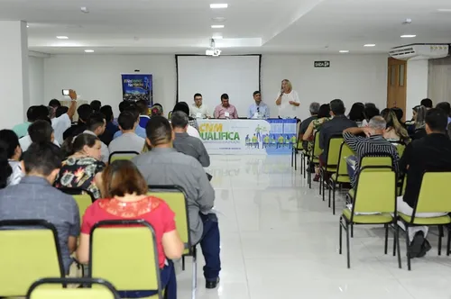 
				
					Prefeitos passam por qualificação para aumentar receita nos municípios
				
				