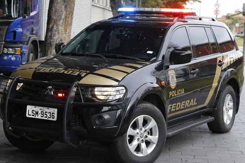 
				
					Polícia Federal prende homem que encomendava roubos para desmanches na Paraíba
				
				