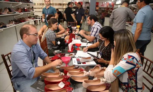 
                                        
                                            3º maior produtor calçadista, PB realiza 8ª edição do Gira Calçados
                                        
                                        