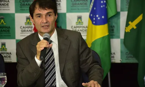 
                                        
                                            Prefeitura envia projeto com aumento de 2% para servidores de Campina Grande
                                        
                                        