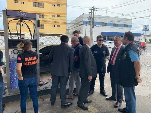 
				
					Gerente de posto de combustível é preso em flagrante em João Pessoa
				
				