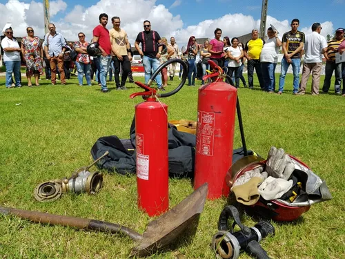 
				
					Corpo de Bombeiros promove treinamento para comerciantes no Parque do Povo
				
				