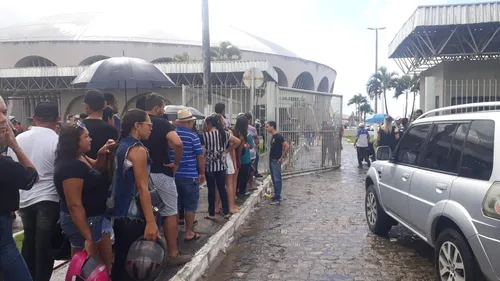 
				
					Artistas se despedem de Gabriel Diniz em cerimônia aberta ao público em João Pessoa
				
				