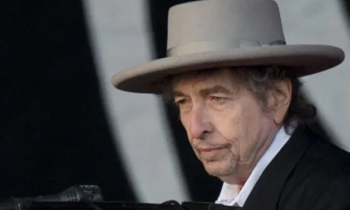 
                                        
                                            Sílvio Osias: Bob Dylan, um grande trovador do seu tempo, faz 78 anos
                                        
                                        
