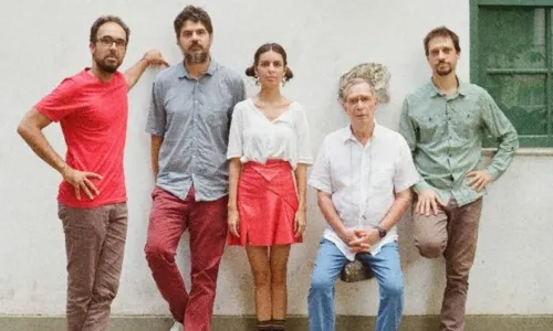 
                                        
                                            Sílvio Osias: Jorge Mautner lança disco com 'reflexões oportunas para Brasil de hoje'
                                        
                                        