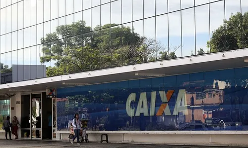 
                                        
                                            Caixa anuncia convocação de aprovados no concurso de 2014
                                        
                                        