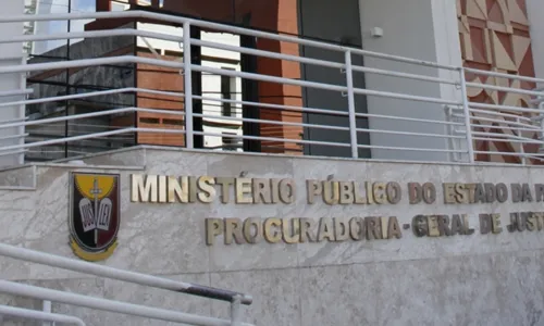 
				
					MP investiga irregularidades na contratação de servidores da Saúde e Educação na PB
				
				