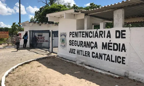 
                                        
                                            Edvaldo Rosas e Pietro Harley ficarão presos na Penitenciária Média, em João Pessoa
                                        
                                        