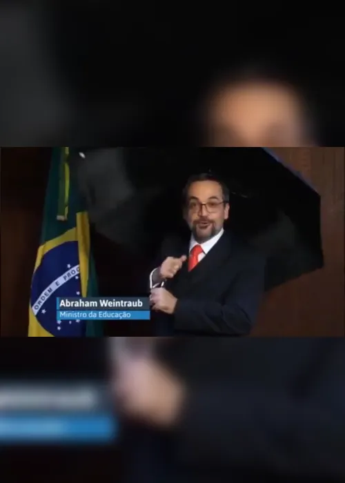 
                                        
                                            Opinião: Governo Bolsonaro não sabe fazer Enem; será que Weintraub vai cair?
                                        
                                        