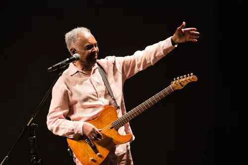 
				
					Gilberto Gil diz que deve incluir música extra no repertório de show em João Pessoa
				
				