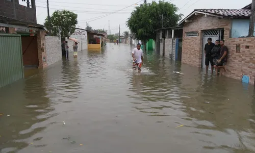 
                                        
                                            Vinte e quatro cidades da PB estão sob alerta de chuvas acumuladas
                                        
                                        