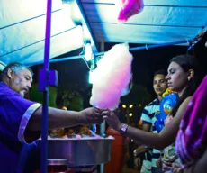 Carnaval: “sem festa, tem ambulante que está passando fome”, diz representante de associação