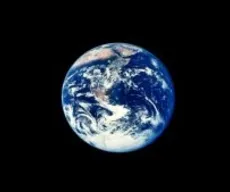 APOLLO 11/50: A Terra é azul