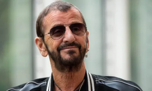 
				
					Ringo Starr cantou muito pouco nos discos dos Beatles
				
				