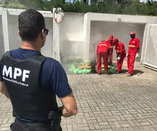 Ação do MPF combate despejo de esgoto na praia de Manaíra