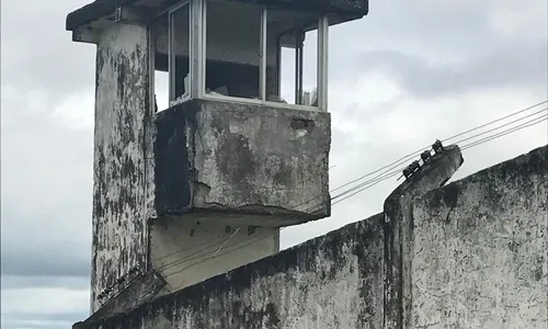 
                                        
                                            Estado precário de guaritas do Serrotão põe em risco segurança do presídio, diz MPPB
                                        
                                        