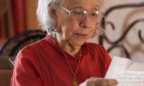 
                                        
                                            Sílvio Osias: Fernanda Montenegro completa 90 anos. 'Aplausos para ela!'
                                        
                                        