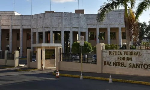 
                                        
                                            Pagamentos de precatórios na Justiça Federal são suspensos até 2 de agosto
                                        
                                        