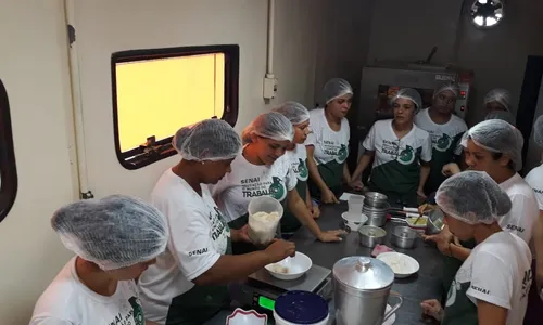 
                                        
                                            Curso de confeitaria capacita detentos para o mercado de trabalho em JP
                                        
                                        