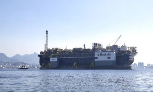 
                                        
                                            Bacias de petróleo marítimo na Paraíba ficam sem interessados no leilão da ANP
                                        
                                        