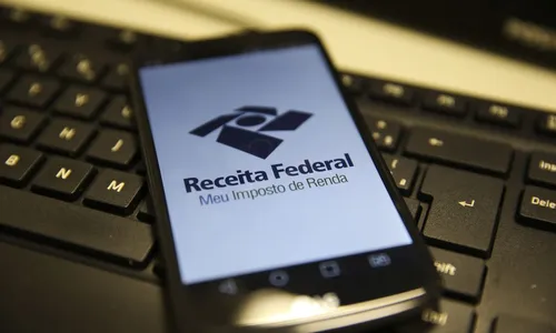 
                                        
                                            Receita abre consulta a lote residual de R$ 6,4 milhões em restituição do IR
                                        
                                        