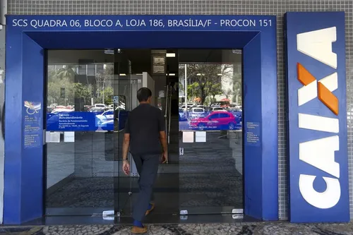 
				
					Caixa começa a pagar PIS a trabalhadores nascidos em dezembro
				
				