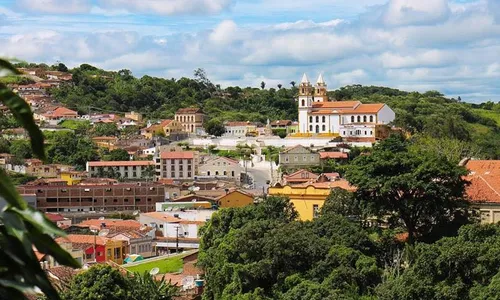 
                                        
                                            Festival Literário de Bananeiras inicia ciclo de debates com escritores e jornalistas
                                        
                                        