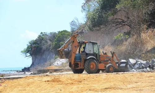 
                                        
                                            Obras da Barreira do Cabo Branco entram na 2ª fase com instalação de quebra-mar
                                        
                                        