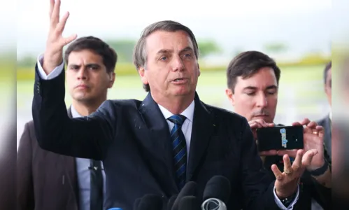 
				
					Presidente Jair Bolsonaro pede que Congresso amplie posse e porte de armas
				
				