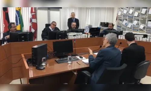 
				
					Ministra do STJ nega pedido de Ricardo Coutinho para retirada de tornozeleira eletrônica
				
				
