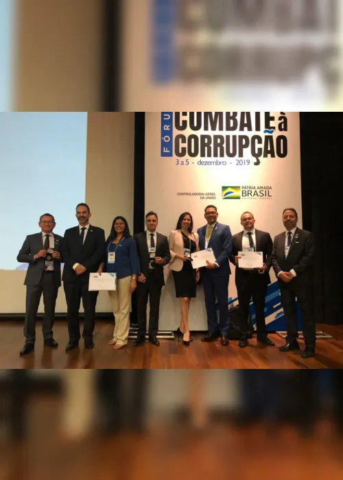 
                                        
                                            Paraibanos são homenageados em Brasília em fórum sobre combate à corrupção
                                        
                                        