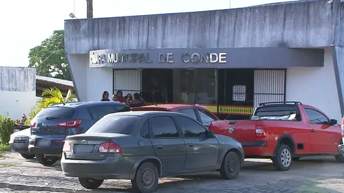 
				
					Justiça libera vereador investigado por 'rachadinha' para reassumir mandato
				
				