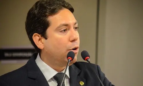 
                                        
                                            Hackers clonam celulares dos deputados Felipe Leitão e Júnior Araújo
                                        
                                        