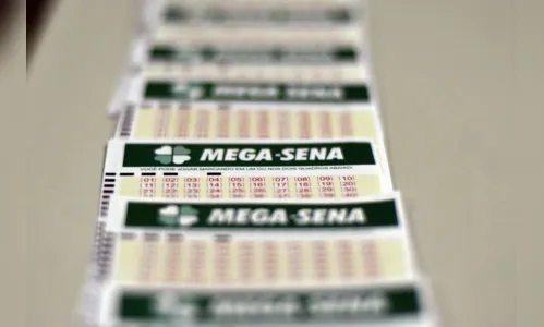 
				
					Mega-Sena acumula e deve pagar R$ 14 milhões na próxima quarta-feira
				
				