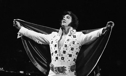 
                                        
                                            Elvis Presley, que faria 85 anos nesta quarta, influenciou até o punk
                                        
                                        