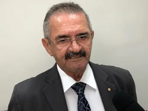 
				
					“É inconstitucional e vamos acionar a Justiça”, diz procurador do MPPB sobre lei das bebidas nos estádios
				
				