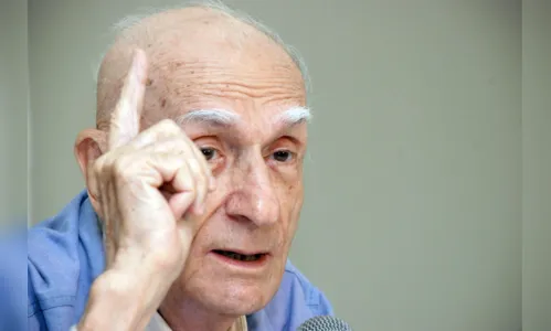 
				
					95 anos de Ariano Suassuna: ressentimento por João Pessoa inspirou obra do paraibano
				
				