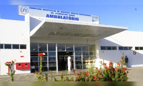 
				
					Clementino Fraga abre ambulatório para recuperados de Covid-19
				
				