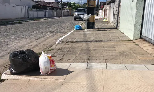 
                                        
                                            Emlur notifica empresa de coleta de lixo por atuar com metade da frota
                                        
                                        