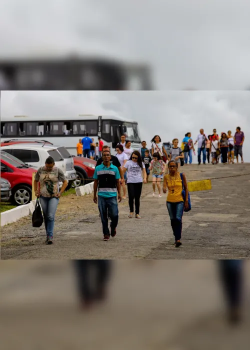 
                                        
                                            'Crescer 2020' tem transporte gratuito para fiéis que vão participar do evento
                                        
                                        