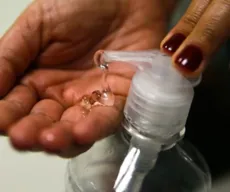 Álcool em gel pode ser encontrado a partir de R$ 2,99 em João Pessoa, diz Procon
