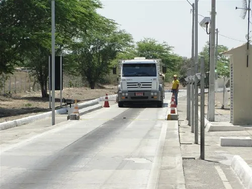 
				
					MPF apura irregularidade em posto de pesagem de veículos do Dnit na PB
				
				